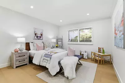 1350 Trinity Dr, Menlo Park, CA 94025 - Photo 21