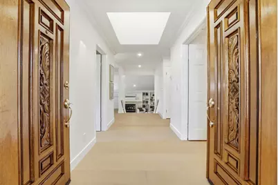 1350 Trinity Dr, Menlo Park, CA 94025 - Photo 3