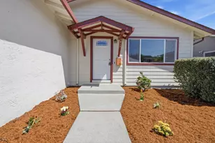 1017 Golden Gate Ave, Half Moon Bay, CA 94019 - Photo 3