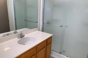 374 Meridian Dr, Redwood City, CA 94065 - Photo 9