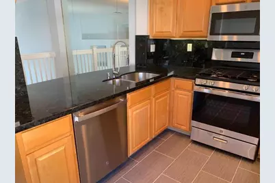 374 Meridian Dr, Redwood City, CA 94065 - Photo 7