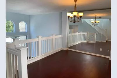 374 Meridian Dr, Redwood City, CA 94065 - Photo 5