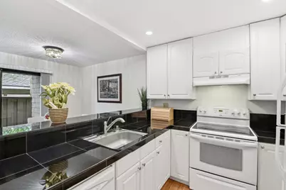 5697 Makati Cir B, San Jose, CA 95123 - Photo 11