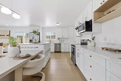 843 Hibiscus Ln, San Jose, CA 95117 - Photo 13