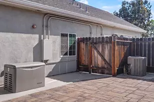 254 Rosebud Ave, Hollister, CA 95023 - Photo 43