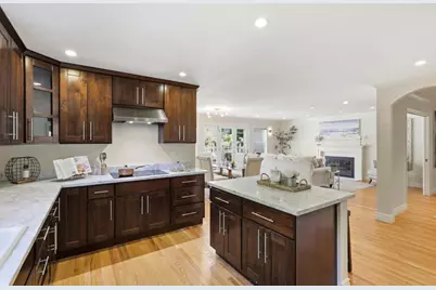 105 Louise Ln, San Mateo, CA 94403 - Photo 13