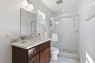 105 Louise Ln, San Mateo, CA 94403 - Photo 25