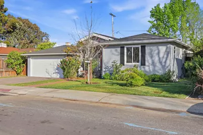 105 Louise Ln, San Mateo, CA 94403 - Photo 3