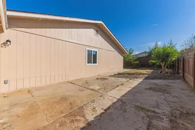 614 Maple St, King City, CA 93930 - Photo 25