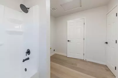 614 Maple St, King City, CA 93930 - Photo 13