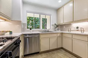 1825 Sheri Ann Cir, San Jose, CA 95131 - Photo 11