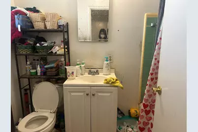 1081 Newhall St, San Jose, CA 95126 - Photo 13