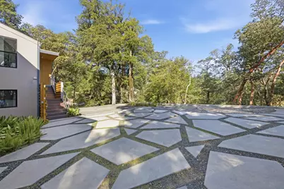 21112 Shear Creek Rd, Los Gatos, CA 95033 - Photo 5