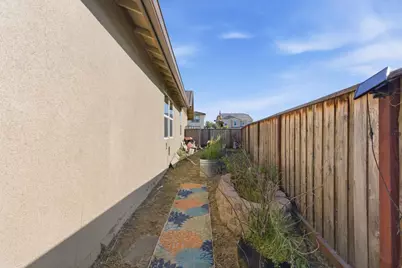 1920 Dylan St, Hollister, CA 95023 - Photo 29