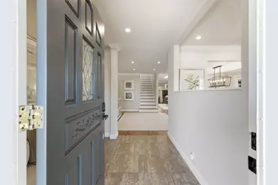 1028 Bermuda Dr, San Mateo, CA 94403 - Photo 3