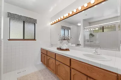 1050 Seminole Cmn, Fremont, CA 94539 - Photo 35