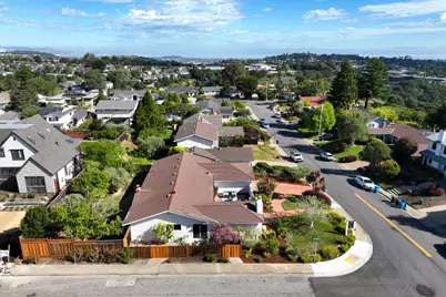 2671 Comstock Cir, Belmont, CA 94002 - Photo 43