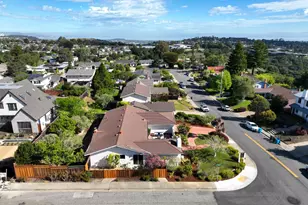 2671 Comstock Cir, Belmont, CA 94002 - Photo 43