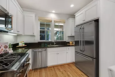 100 Tilton Ave, San Mateo, CA 94401 - Photo 13