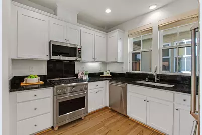 100 Tilton Ave, San Mateo, CA 94401 - Photo 11