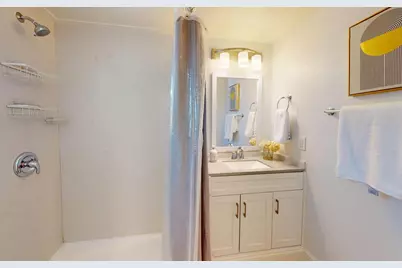 696 Lakehaven Dr, Sunnyvale, CA 94089 - Photo 19