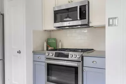 201 Chesterton Pl, San Mateo, CA 94401 - Photo 17