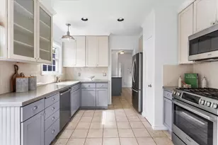 201 Chesterton Pl, San Mateo, CA 94401 - Photo 15