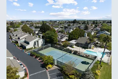 653 Celestial Ln, Foster City, CA 94404 - Photo 39