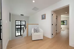 2615 Hillside Dr, Burlingame, CA 94010 - Photo 23