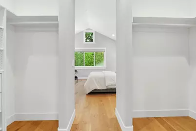 2130 Mills Ave, Menlo Park, CA 94025 - Photo 27