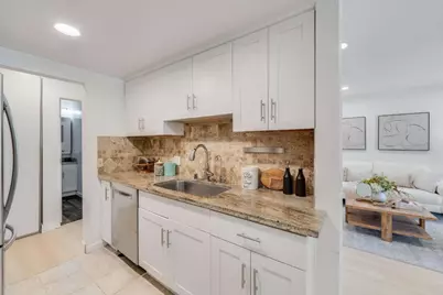 1070 Mercedes Ave 1, Los Altos, CA 94022 - Photo 13