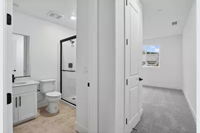 196 Golden Gate Ln, Vacaville, CA 95687 - Photo 13
