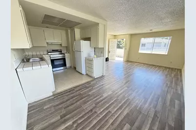 1791 Cherokee Dr 4, Salinas, CA 93906 - Photo 5