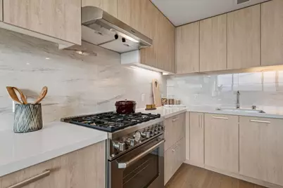 188 W Saint James St 10814, San Jose, CA 95110 - Photo 5