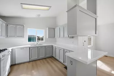 3300 Narveaz Ave 3, San Jose, CA 95136 - Photo 5