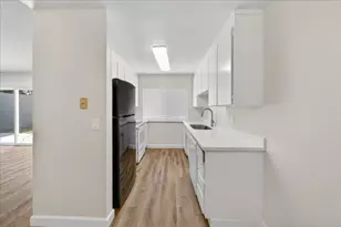 1605 Cherokee Dr, Salinas, CA 93906 - Photo 7