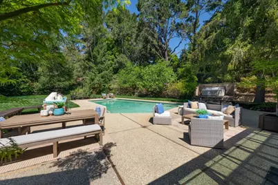 740 Clydesdale Dr, Hillsborough, CA 94010 - Photo 59