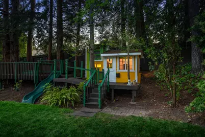 740 Clydesdale Dr, Hillsborough, CA 94010 - Photo 69