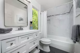 740 Clydesdale Dr, Hillsborough, CA 94010 - Photo 41