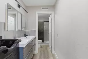 83 N King Rd, San Jose, CA 95116 - Photo 23