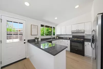 1377 Sandia Ave, Sunnyvale, CA 94089 - Photo 9