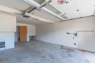 33 Portola Ave, Monterey, CA 93940 - Photo 33