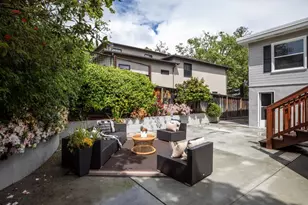 1802 Alameda de las Pulgas, Redwood City, CA 94061 - Photo 23