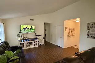 252 Finster St, Patterson, CA 95363 - Photo 5