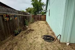 252 Finster St, Patterson, CA 95363 - Photo 25