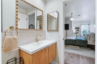 411 Park Ave 106, San Jose, CA 95110 - Photo 15