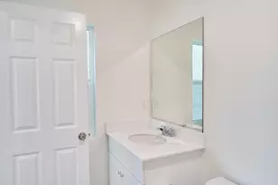 729 Daniel Freeman Cir, Inglewood, CA 90301 - Photo 15