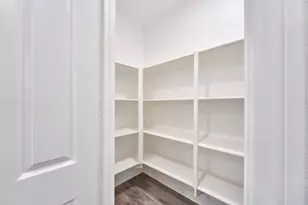 729 Daniel Freeman Cir, Inglewood, CA 90301 - Photo 11