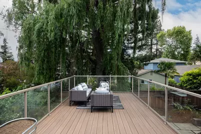 2161 Valparaiso Ave, Menlo Park, CA 94025 - Photo 31