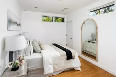 2161 Valparaiso Ave, Menlo Park, CA 94025 - Photo 21